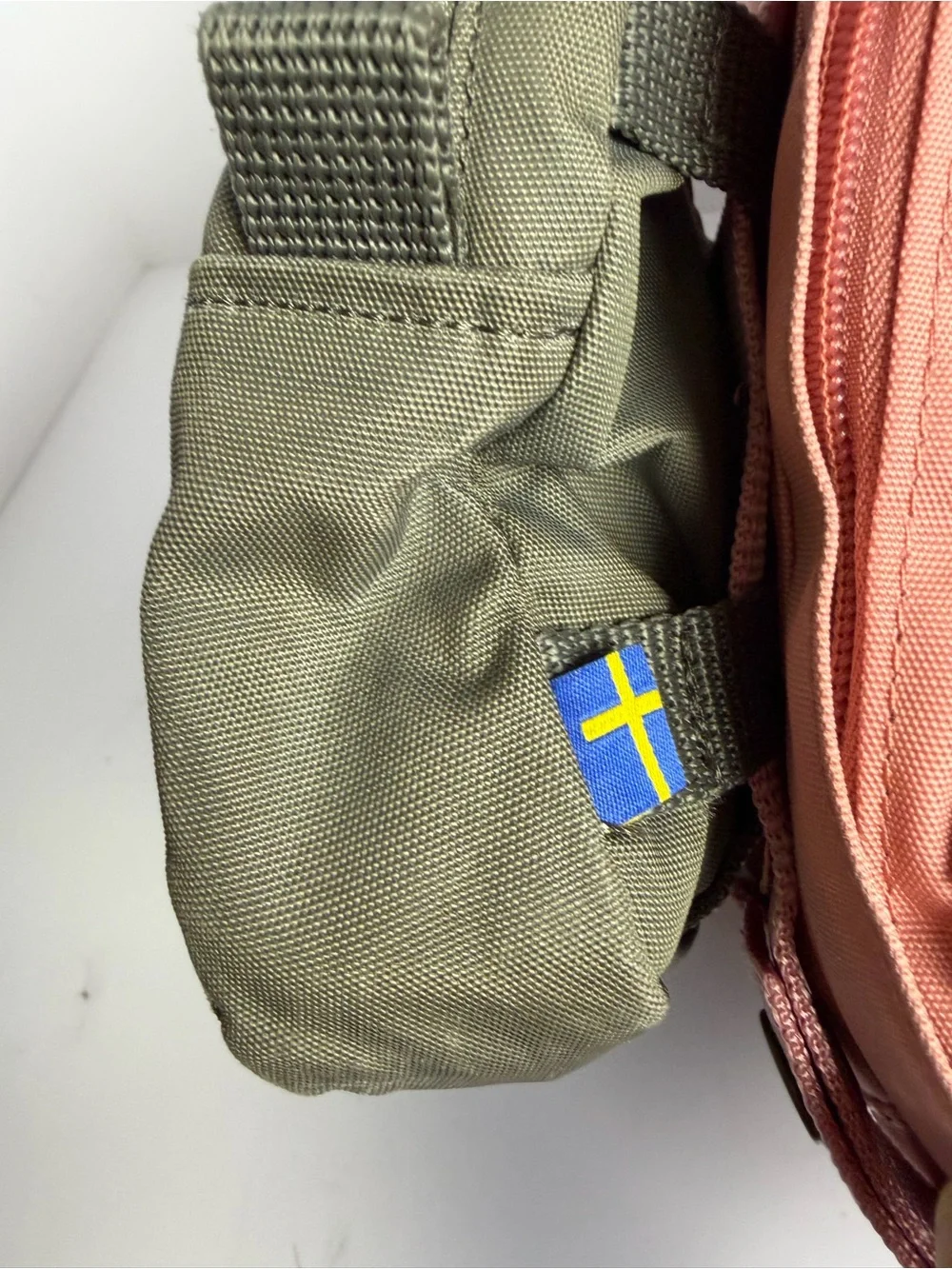2-in-1 Pink Fjällräven Tree-Kånken Backpack with Green Front Small Bag